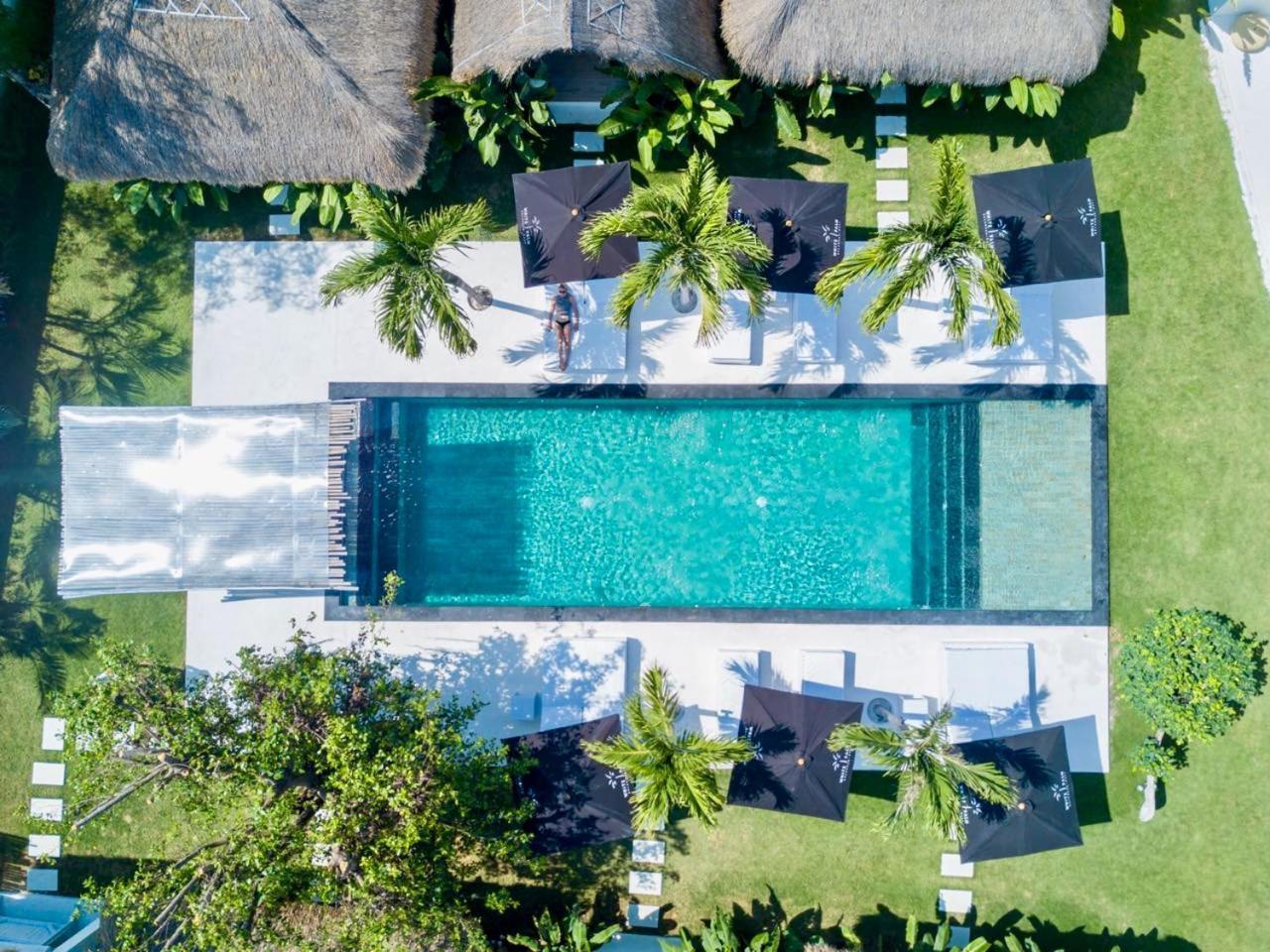 White Palm Hotel Uluwatu Bali 짐바란 외부 사진