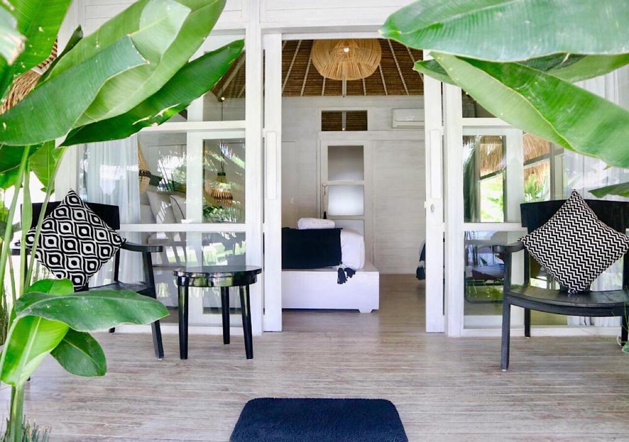 White Palm Hotel Uluwatu Bali 짐바란 외부 사진